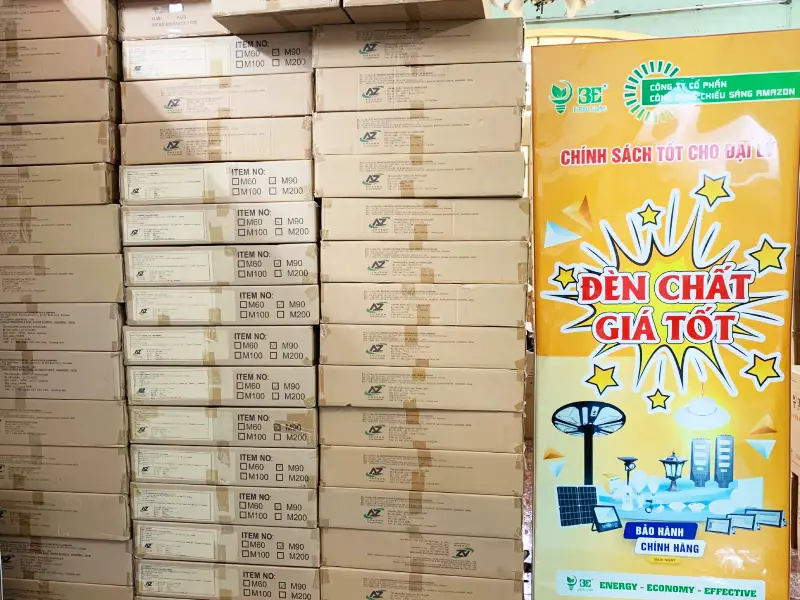 đèn đường năng lượng mặt trời 500W AZ-SLT 3E SOLAR
