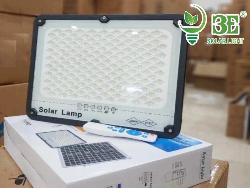 đèn năng lượng chống lóa 300w AZR-SFCC