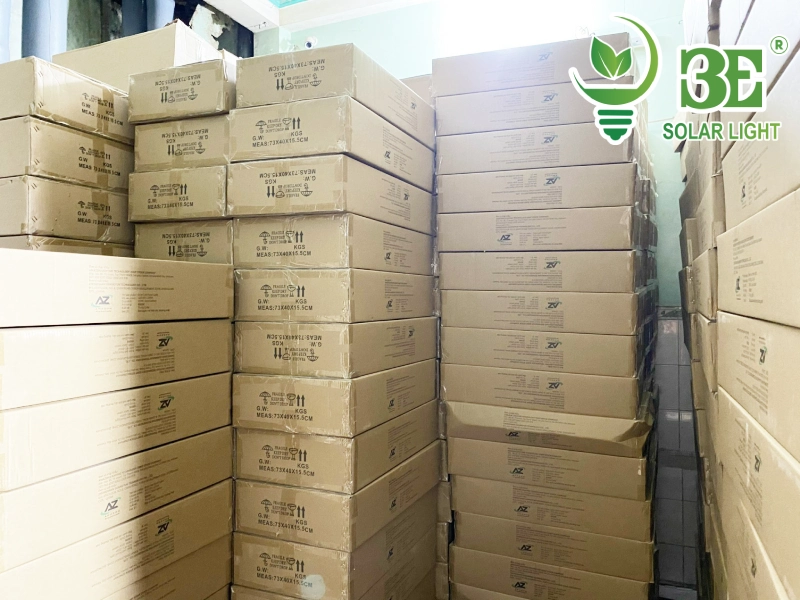 mua đèn led năng lượng mặt trời solar light 200w AZE-SBC tại 3E SOLAR