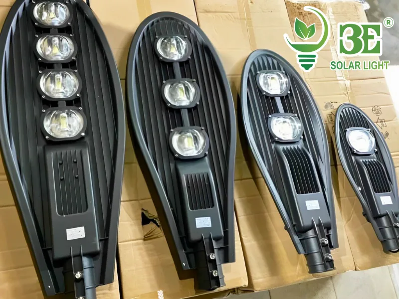3E SOLAR - Mua đèn đường chiếc lá 100w AZR-SCL