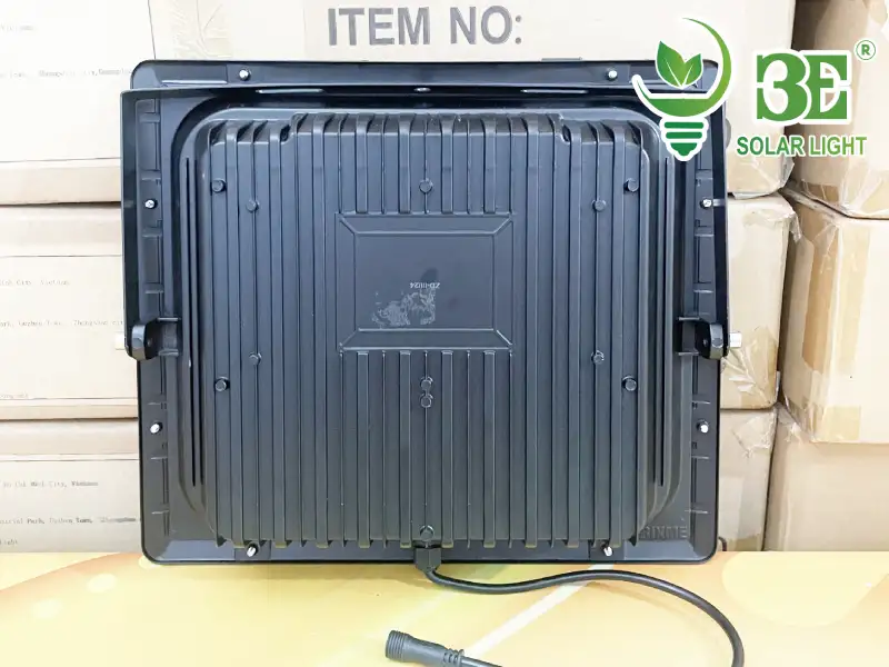 Vỏ đèn năng lượng mặt trời 200w trong nhà AZE-SF2-200W