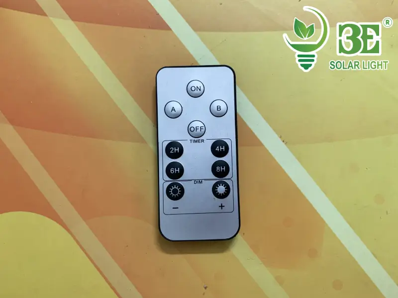 Cách sử dụng remote của đèn trụ cổng năng lượng mặt trời tại 3E SOLAR