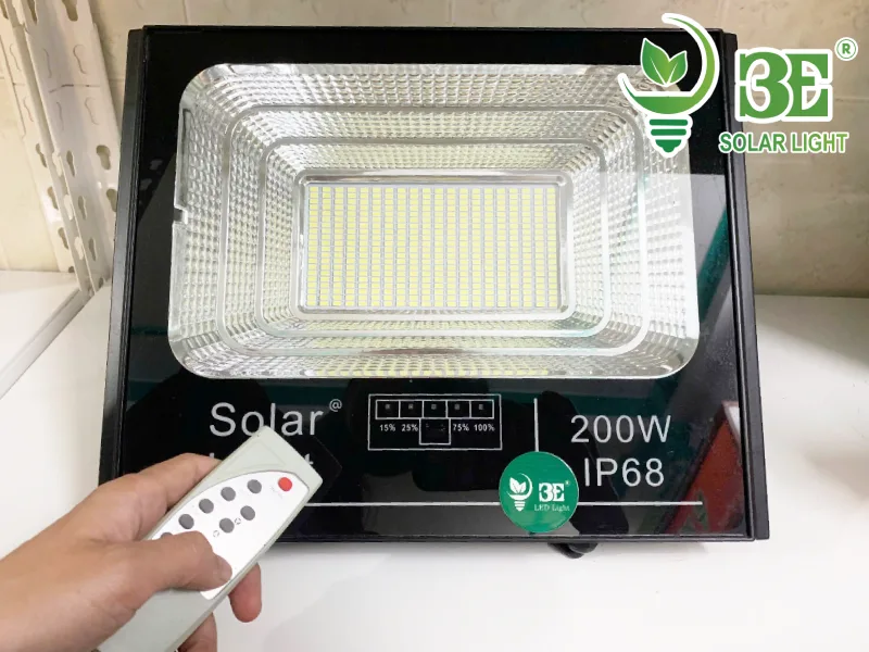 Cách sử dụng remote đèn năng lượng mặt trời tại 3E SOLAR