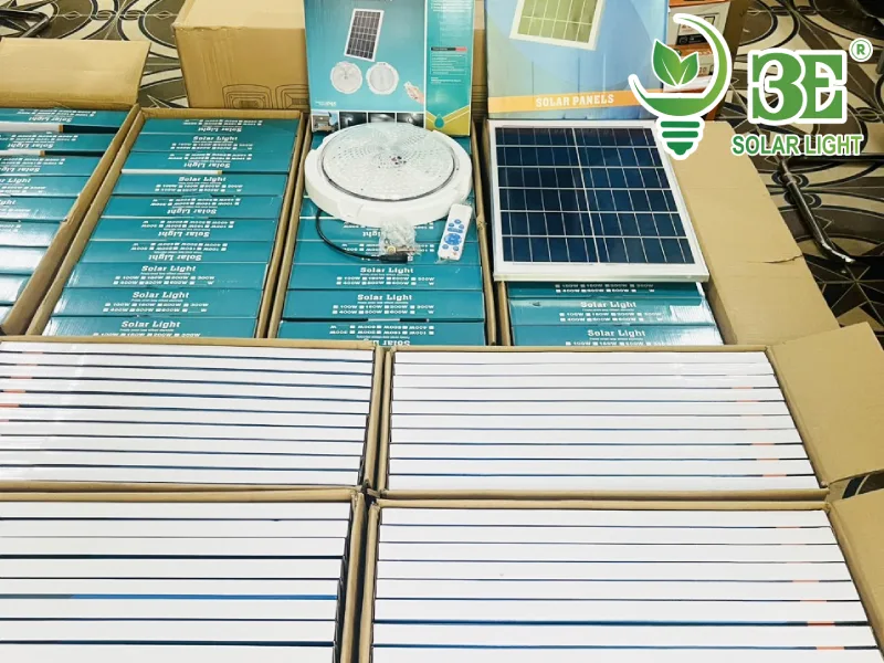 Mua đèn ốp trần năng lượng mặt trời ánh sáng trắng AZE-OTH-200W của 3E SOLAR tại TP.HCM