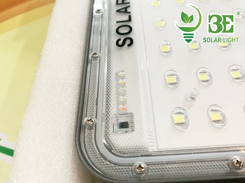 Tính năng nổi bật của đèn pha năng lượng mặt trời chống chói 300w trong nhà AZR-SFMN3-300W