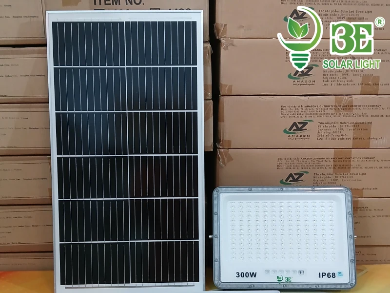 Đèn pha mắt ngọc năng lượng mặt trời 300w AZR-SFMN1 siêu sáng bán chạy