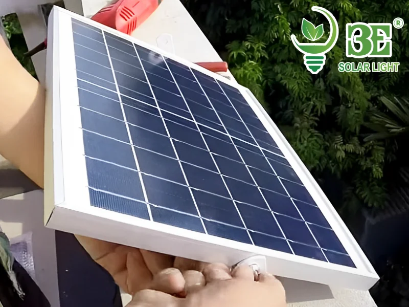 Hướng dẫn cách lắp đặt tấm pin cho quạt năng lượng mặt trời