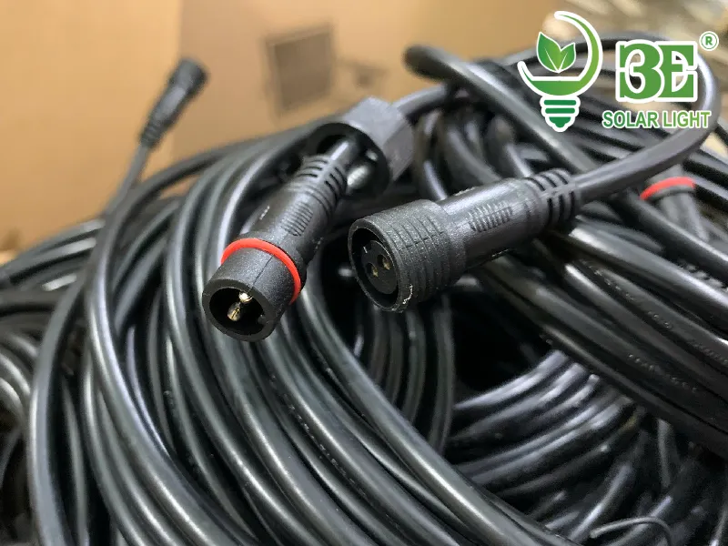 Thông số dây nối đèn năng lượng mặt trời 5m