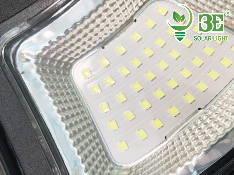 Chip LED đèn năng lượng mặt trời ufo 500w IP65 AZR-UFO3-500W