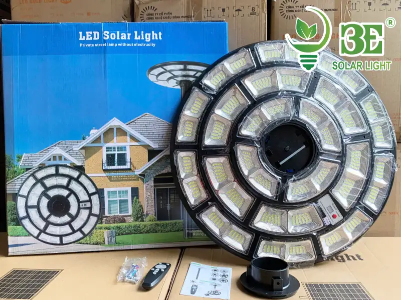 Đèn UFO năng lượng mặt trời 1200W giá rẻ AZR-UFO3-1200W