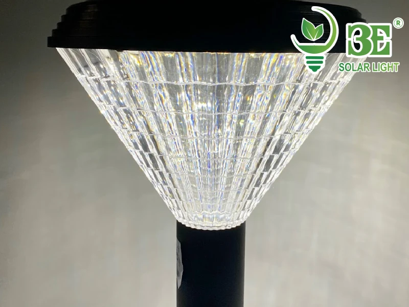 Đèn năng lượng mặt trời sân vườn ánh sáng trắng AZA-SGLT-5W tại 3E Solar