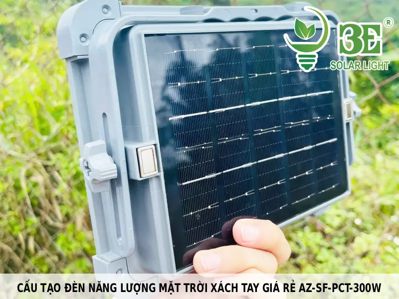Cấu tạo đèn năng lượng mặt trời xách tay giá rẻ AZ-SF-PCT-300W