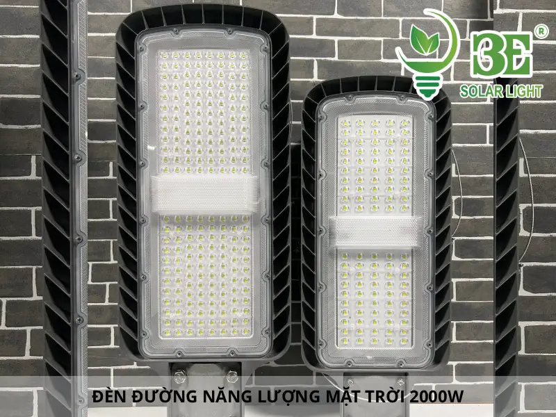 Đèn đường năng lượng mặt trời 2000W