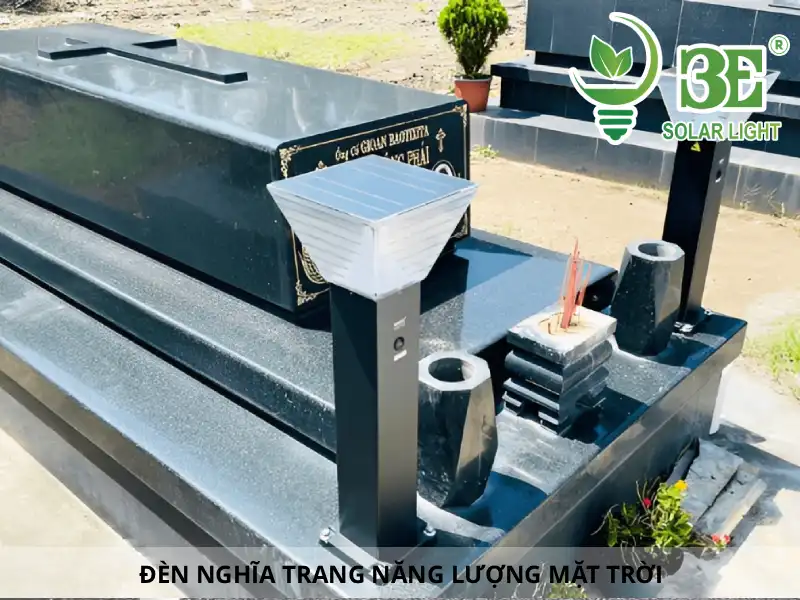Đèn nghĩa trang năng lượng mặt trời