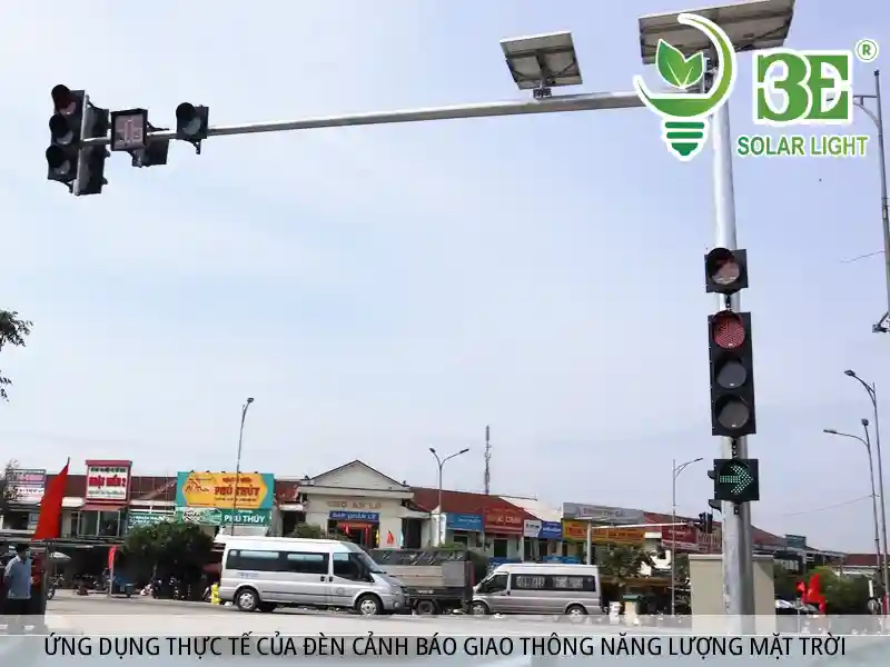 Ứng dụng thực tế của đèn cảnh báo giao thông năng lượng mặt trời