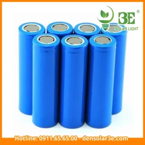 Pin lithium đèn năng lượng mặt trời 300w
