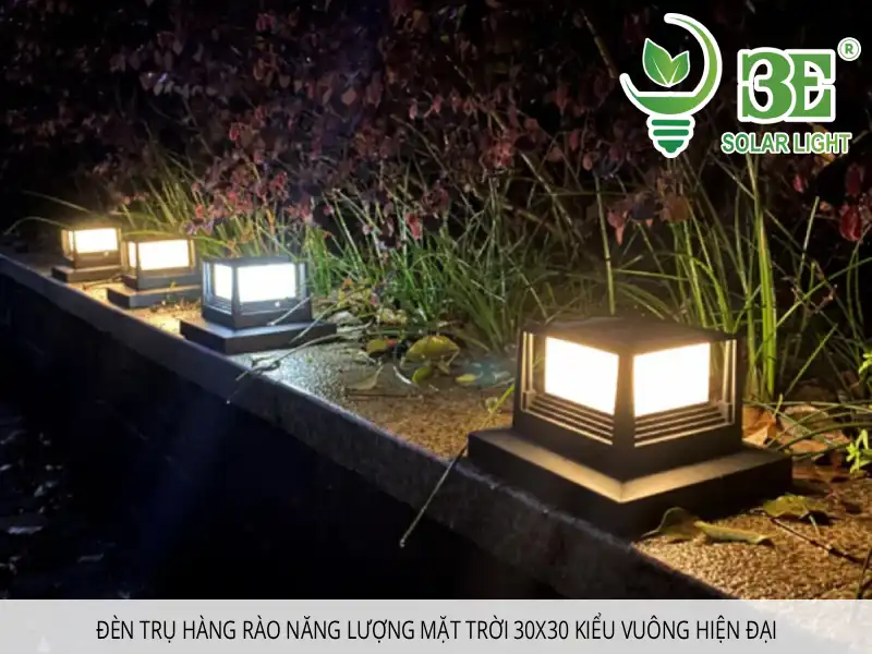 đèn trụ hàng rào năng lượng mặt trời 30x30 hiện đại kiểu vuông