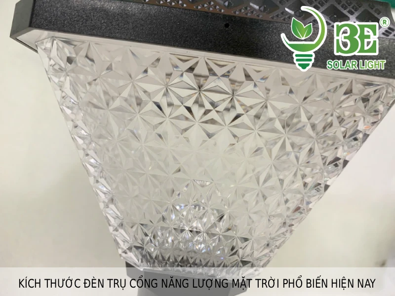 Kích thước đèn trụ cổng năng lượng mặt trời phổ biến hiện nay